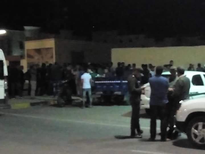 بوجدور .. تحت رحمة الظلام و غياب الكهرباء يخرج الساكنة للاحتجاج