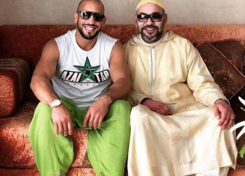 تفاصيل زيارة الملك لمراكش.. رافقه الإخوة أبو زعيتر والتقى المنتج العالمي “ردوان”