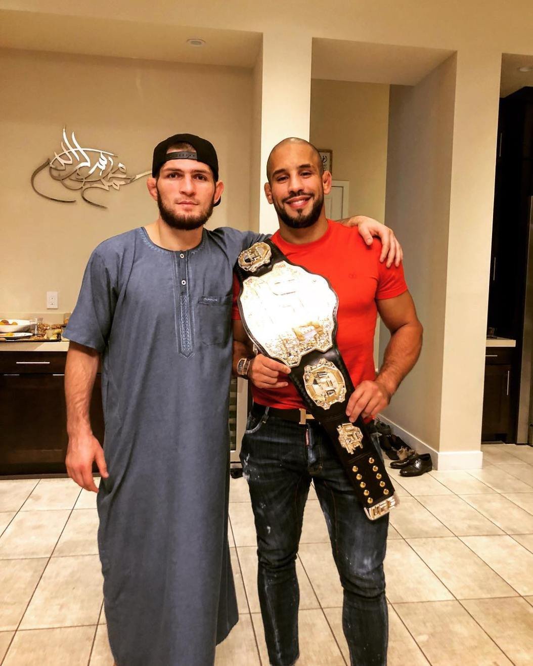 أبو زعيتر يهنئ صديقه البطل العالمي الروسي بلاس فيغاس