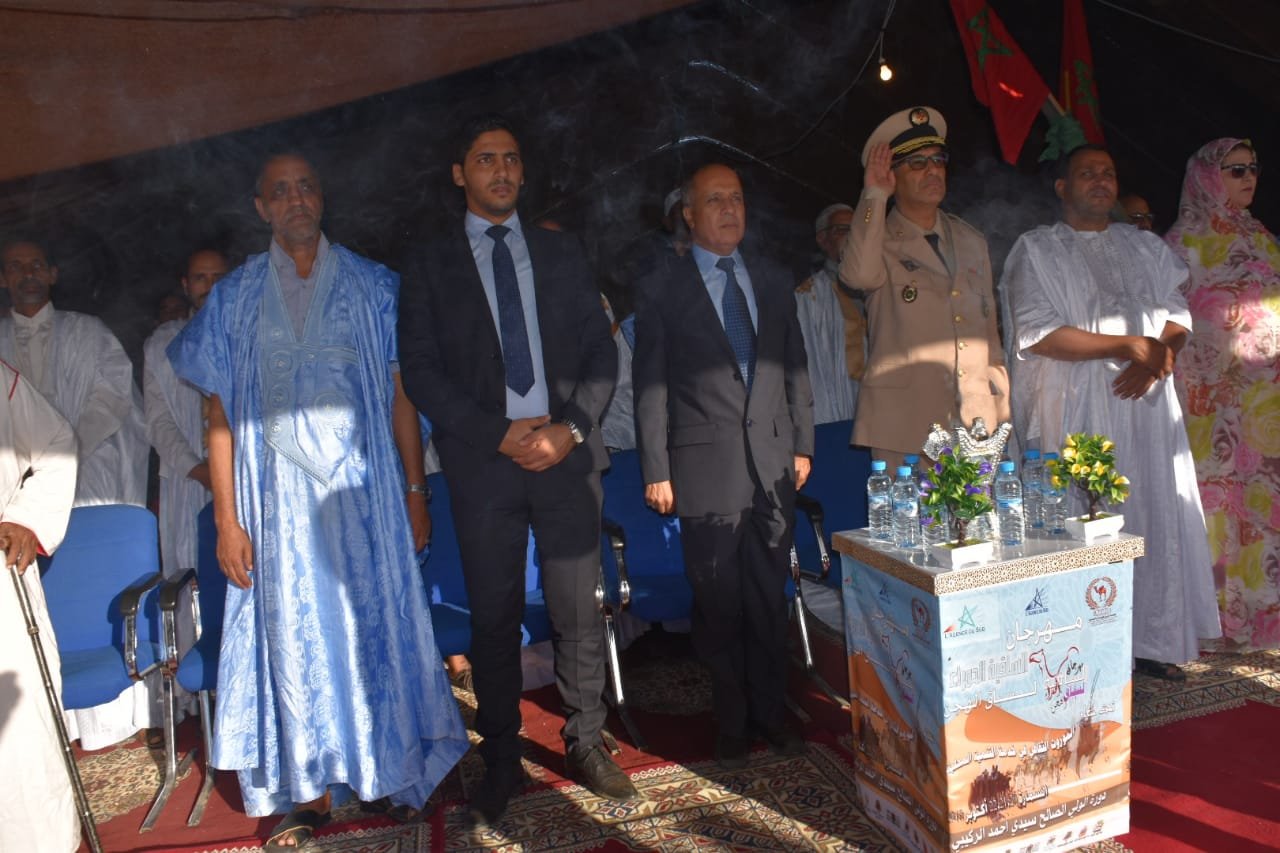 (بالصور)انطلاقة فعاليات مهرجان الساقية الحمراء لسباق الهجن في دورته الاولى بالسمارة