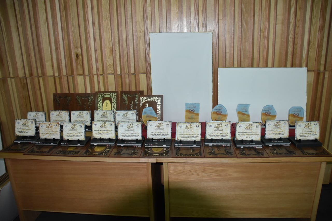 السمارة .. إسدال الستار  على فعاليات  مهرجان الساقية الحمراء لسباق الهجن **صور**