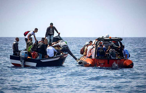 أمن المرسى العيون  يحبط محاولة للهجرة السرية