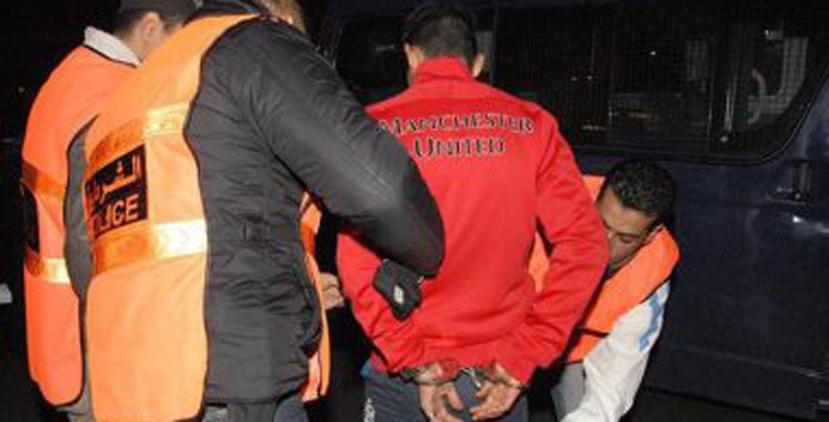 أمن العيون يوقف قاصرا بتهمة السرقة تحت التهديد