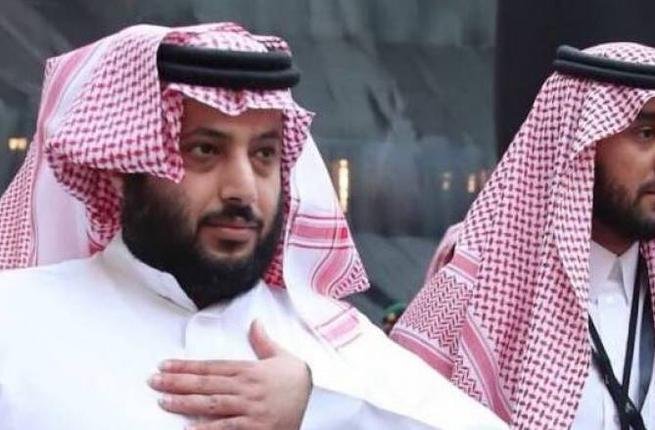الملك سلمان يعفي تركي آل الشيخ من منصبه