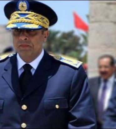 راه ماشي غير تايعاقب ، الحموشي ينوه بضابط أمن ممتاز اعترافا بحسه المهني العالي بعد رفضه تسلم مبلغ مهم ،التفاااصيييل