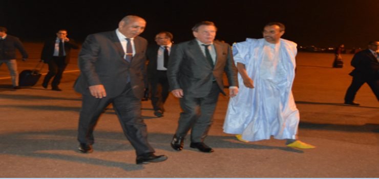 الصحراء المغربية تستقبل المستشار الألماني السابق، غيرهارد شرودر ، أو ها علاش!