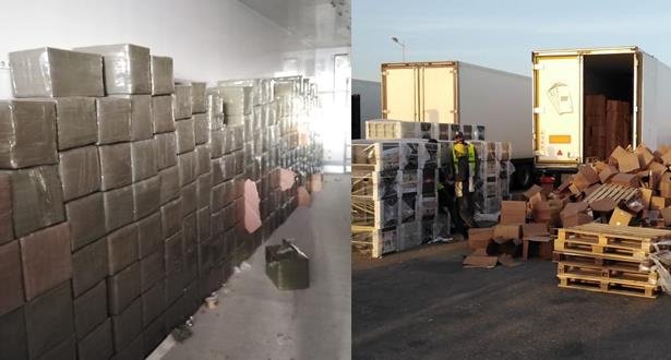 كاميوا هاز 11 طن ديال الحشيش جاي من كازا ما حصل تالكركرات، أو ها كيفاش شدوه لبوليس،التفاااصييل