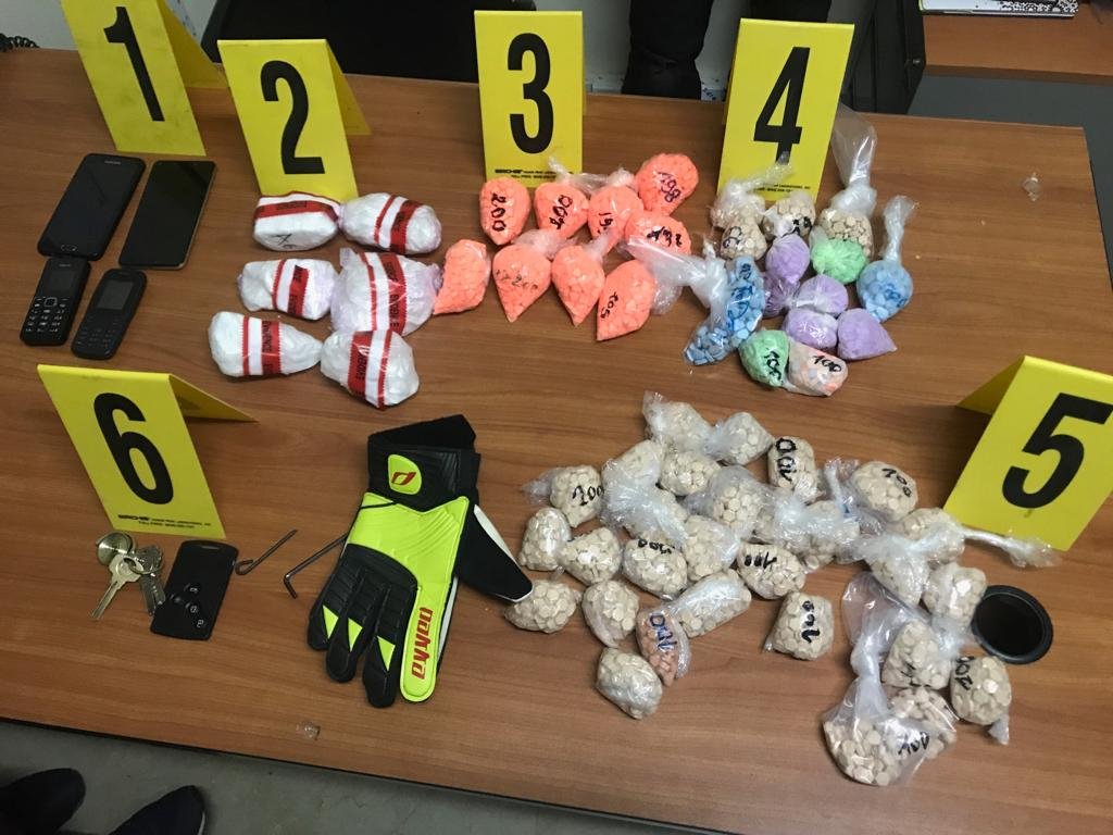 الأمن الوطني بالعيون يتمكن من حجز كمية كبيرة من الكوكايين و الأقراص المهلوسة،التفاااصييل