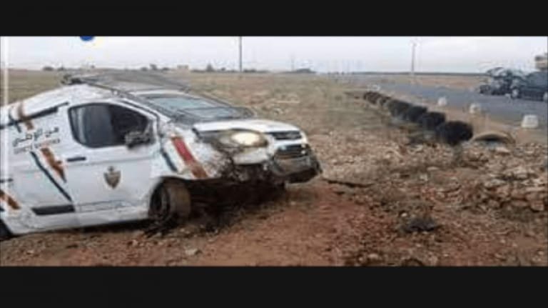 كسيدة خايبة.. نجاة رجال شرطة من الموت في حادث إنقلاب مفاجئ لسيارة ”صطافيت”