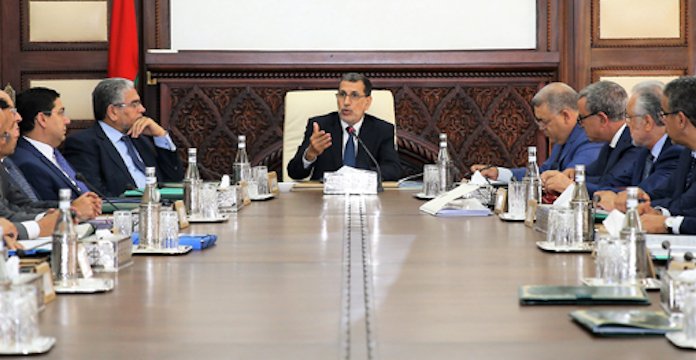 الديون المغربية /  شكون غادي يخلصها ؟ …