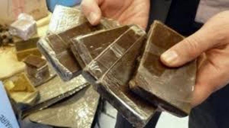 تنسيق محكم بين الأمن و الجمارك يحبط عملية تهريب 60 كلغ من مخدر الشيرا