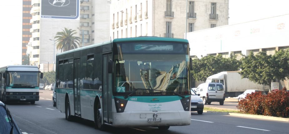 وزارة الداخلية أنقذت العاصمة الاقتصادية للمملكة من ورطة ”الطوبيسات”
