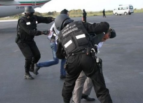 إنذار كاذب عن عمل إرهابي  داخل قاعة المطار يستنفر الأمن الوطني، التفااااصيييل