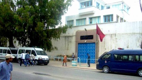 على الطريقة الهوليودية.. هروب معتقل من السجن المحلي، التفااااصيييل