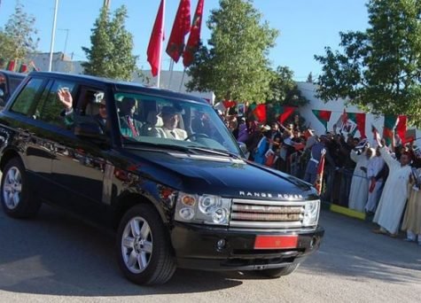 مدينة الحسيمة تستعد لاستقبال الملك محمد السادس بعد قليل، التفاااصييل