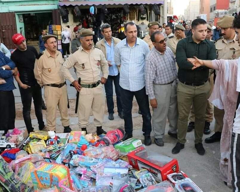 السلطات المحلية للعيون تباشر حملة موسعة لتحرير الملك العمومي