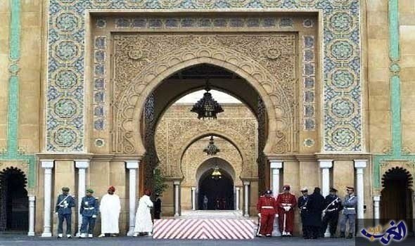 عااااجل.. موكب الحكومة الجديدة يصل إلى القصر الملكي بالرباط .. وهذه اللائحة شبه النهائية للوزارء الجدد والمغادرين