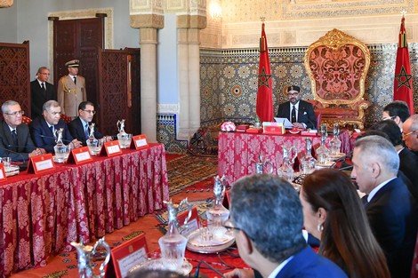 الملك محمد السادس يستعرض التوجهات العامة لمشروع قانون المالية للسنة المقبلة