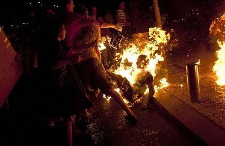 إحباط محاولة بائع متجول الإنتحار حرقا بكلميم