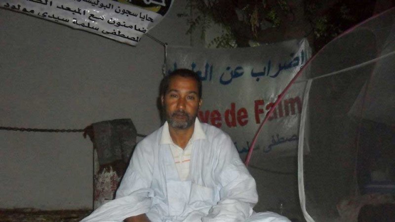 مصطفى سلمى: يجب أن يتحرر ساكنة تندوف من الاوهام التي تسوق البوليساريو