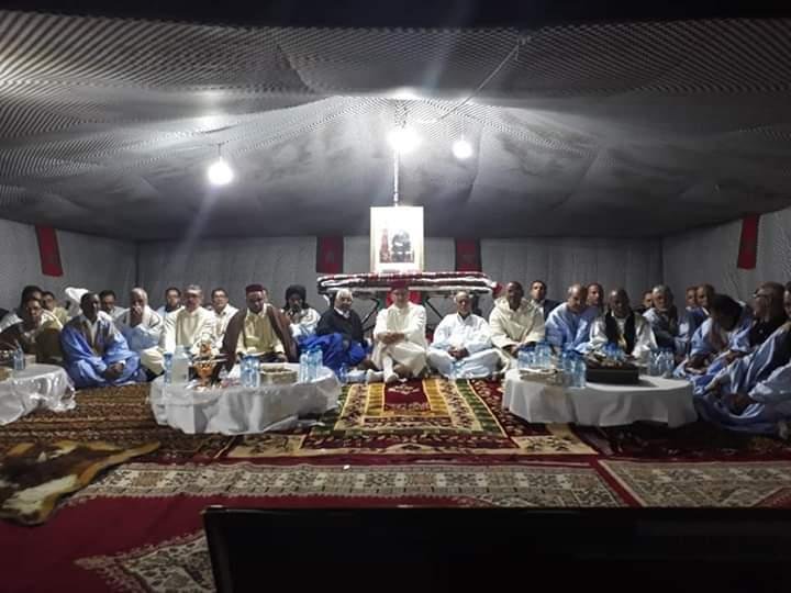 بالصور. ”خيمة الشعر” قلب مهرجان بوجدور النابض