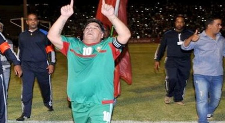 مارادونا على رأس لائحة طويلة من النجوم العالميين بمقابلة آستعراضية بالعيون