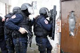 البسيج ” يوقف عنصرين مرتبطين بتنظيم ”داعش”  بالرباط.