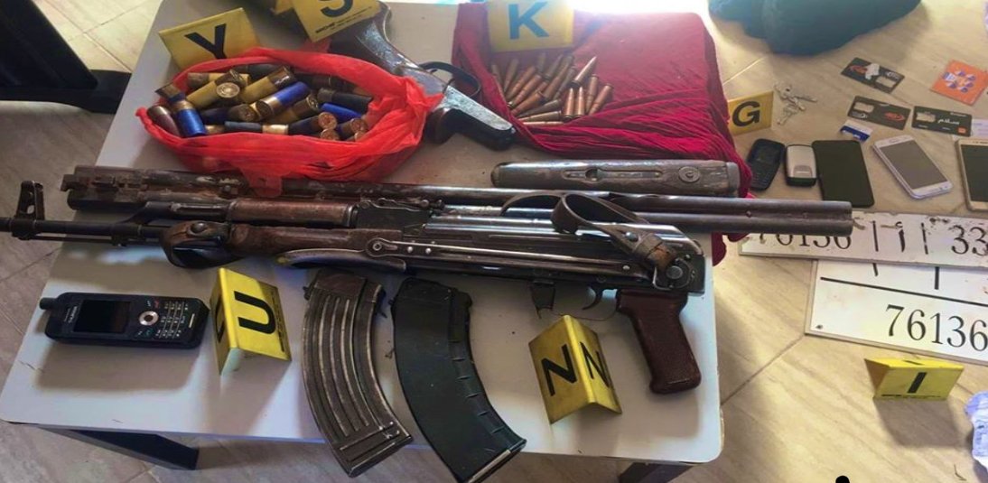 طانطان…اكتشاف مخبأ يحتوي على أسلحة و ذخيرة