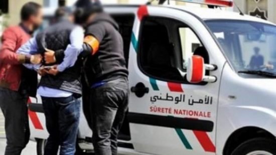 الدار البيضاء .. توقيف شخصين للاشتباه في تورطهما في قضية تتعلق بحيازة وترويج المخدرات والمؤثرات العقلية (بلاغ)*
