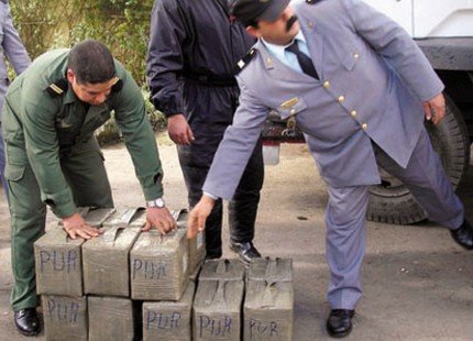 العيون.. الدرك الملكي يحجز كمية كبيرة من مخدر الشيرا ،التفاااصيل