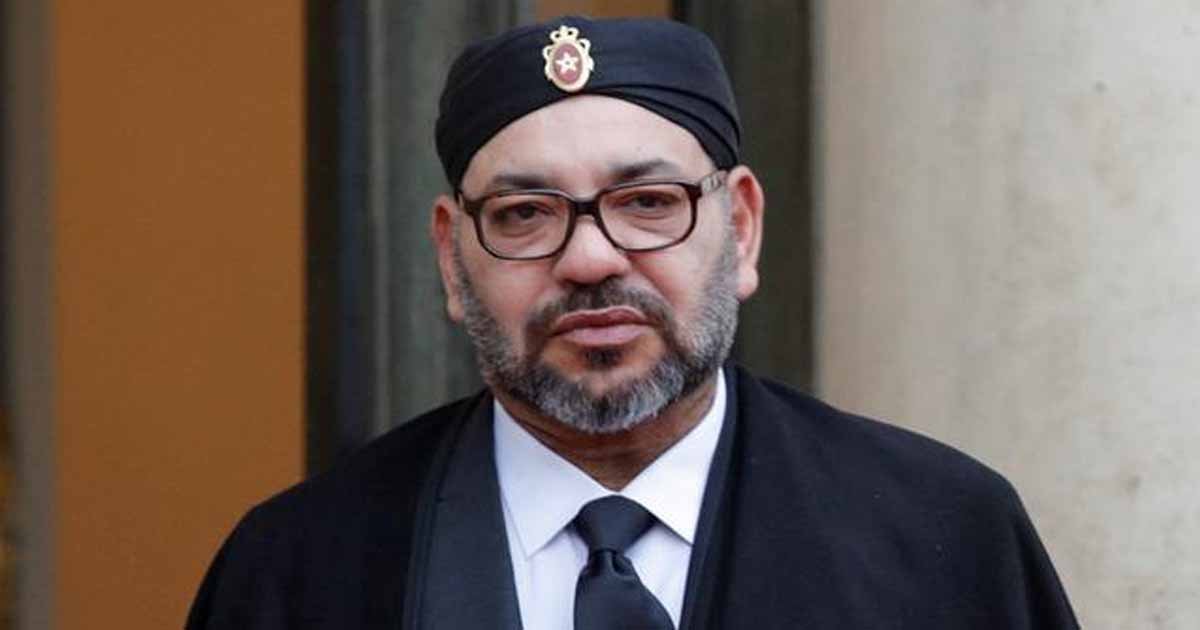 الملك يسلم جائزة ”محمد السادس ” للمتفوقات والمتفوقين في برنامج محاربة الأمية بالمساجد بالصويرة .