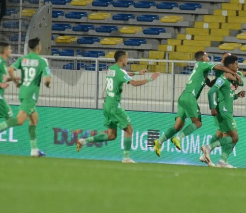 بعثة الرجاء تصل إلى تونس استعدادا للترجي