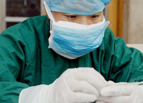 فرنسا تعلن تسجيل أول إصابتين بفيروس “كورونا” والصين تعزل 40 مليون شخص
