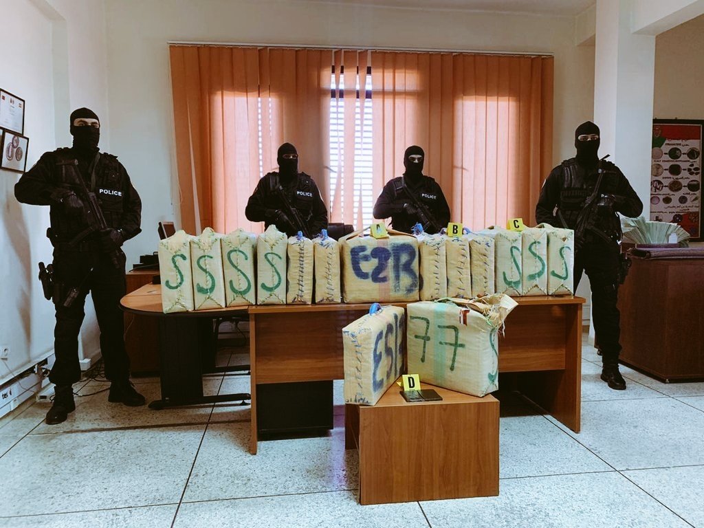 إجهاض عملية لتهريب المخدرات وحجز 380 كيلوغراما من مخدر الشيرا بمراكش