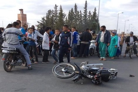 صاااادم.. مصرع شخصين في حادث سير بالداخلة