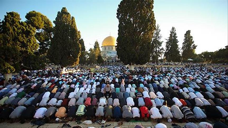 شرطة الاحتلال تمنع حافلات المصلّين من الوصول إلى المسجد الأقصى