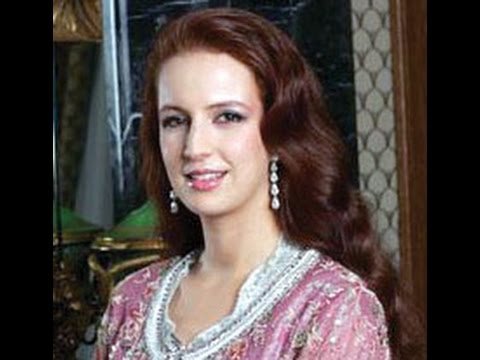 صورة شبيهة لالة سلمى تشعل مواقع التواصل الاجتماعي