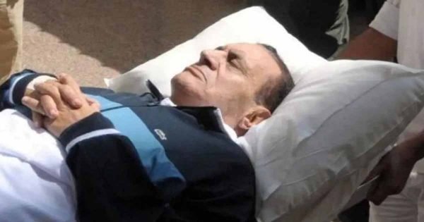 اللحظات الأخيرة في حياته الرئيس المصري السابق كما يرويها احد المقربين، التفاااصيل