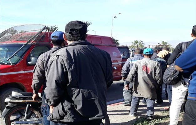 إصابة 16 شخصا إثر انقلاب حافلة للمستخدمين بالقنيطرة