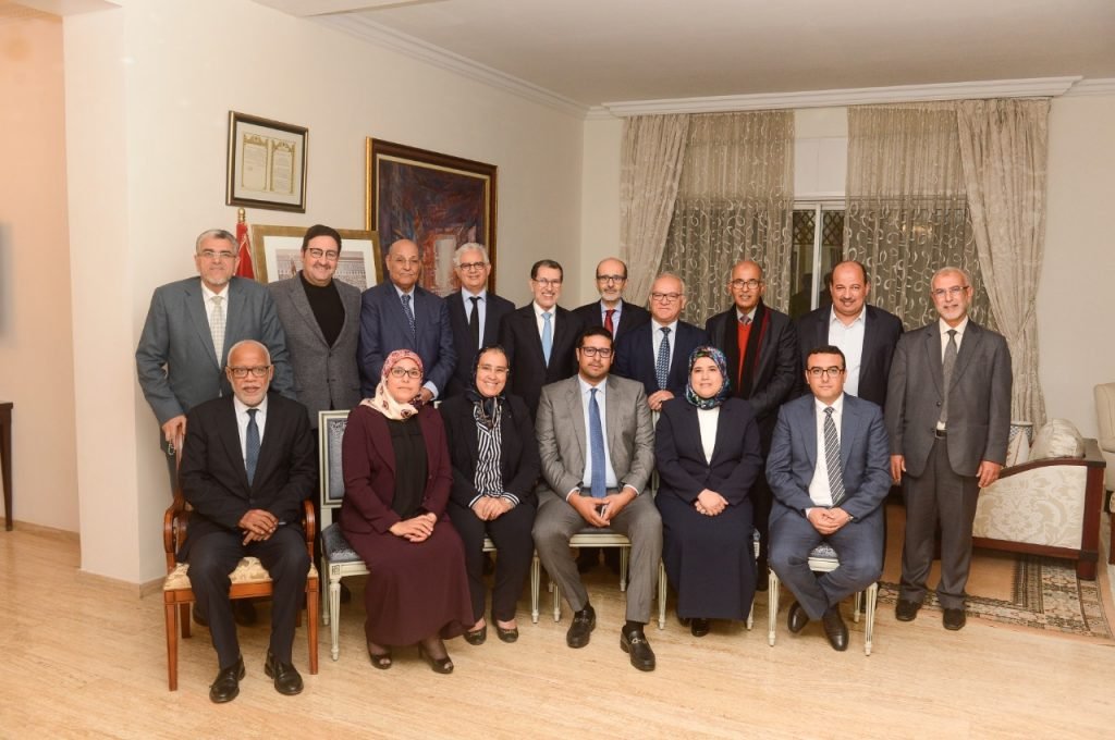 الإخوةالأعداء يصدرون بلاغ حول اللقاء التواصلي  لقيادتي العدالة والتنمية والاستقلال بخصوص تطورات الوضع السياسي بالمغرب