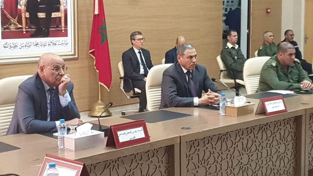 عااااجل.. وضع العابرين من الگرگرات  تحت إجراءات الحجر الصحي، و والي جهة العيون يتعهد بتقديم كل المساعدات الضرورية