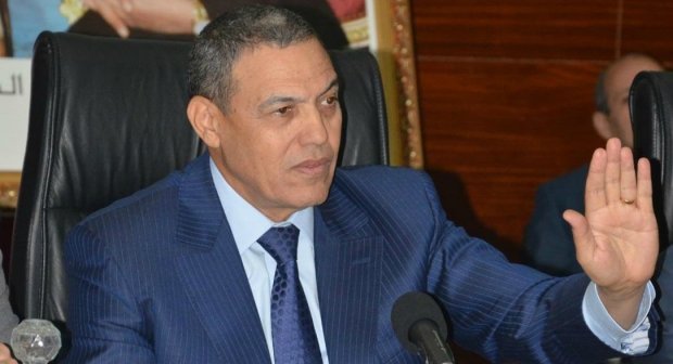 ولاية جهة العيون :رغم التدابير و الإجراءات  الاحترازية هناك من يقوم باعطاء الدروس الخصوصية، و سنضرب بيد من حديد لكل من يخالف  التدابير المتخذة، التفاااصيل