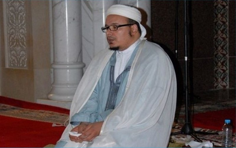 إمام مسجد الحسن الثاني عمر القزابري يساهم براتب سنة لصندوق مواجهة كورونا