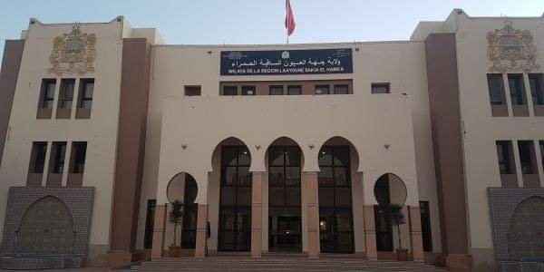 ولاية جهة العيون للساكنة : ” نشكر  الساكنة على تفاعلهم الإيجابي مع حالة الطوارئ . و ندعوهم للحفاظ على مكسب خلو الجهة من أي حالة إصابة*