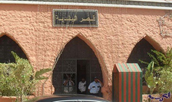 جماعة العيون تصدر بيان “الحقيقة” حول ترحيل الاسواق العشوائية الى السوق النموذجي (بيان)