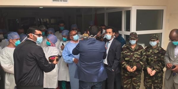 مبادرة قيمة.. صحفيين و حقوقيين بجهة العيون يعبرون عن امتنانهم للأطر الطبية المدنية والعسكرية بالمنطقة ..