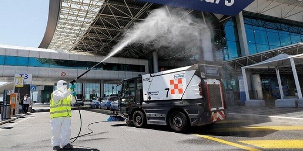 ايطاليا تسجل 179 حالة وفاة اليوم الاثنين