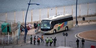 السلطات المغربية تقرر إعادة جميع مواطنيها العالقين بمليلية المحتلة