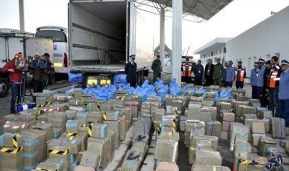 عااااجل… حجز ستة أطنان و 300 كيلوغراما من مخدر الشيرا بمعبر الكركرات ، التفاااصيل