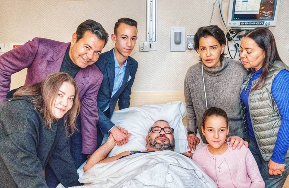 الملك محمد السادس يجري عملية جراحية كللت بالنجاح بمصحة القصر الملكي بالرباط
